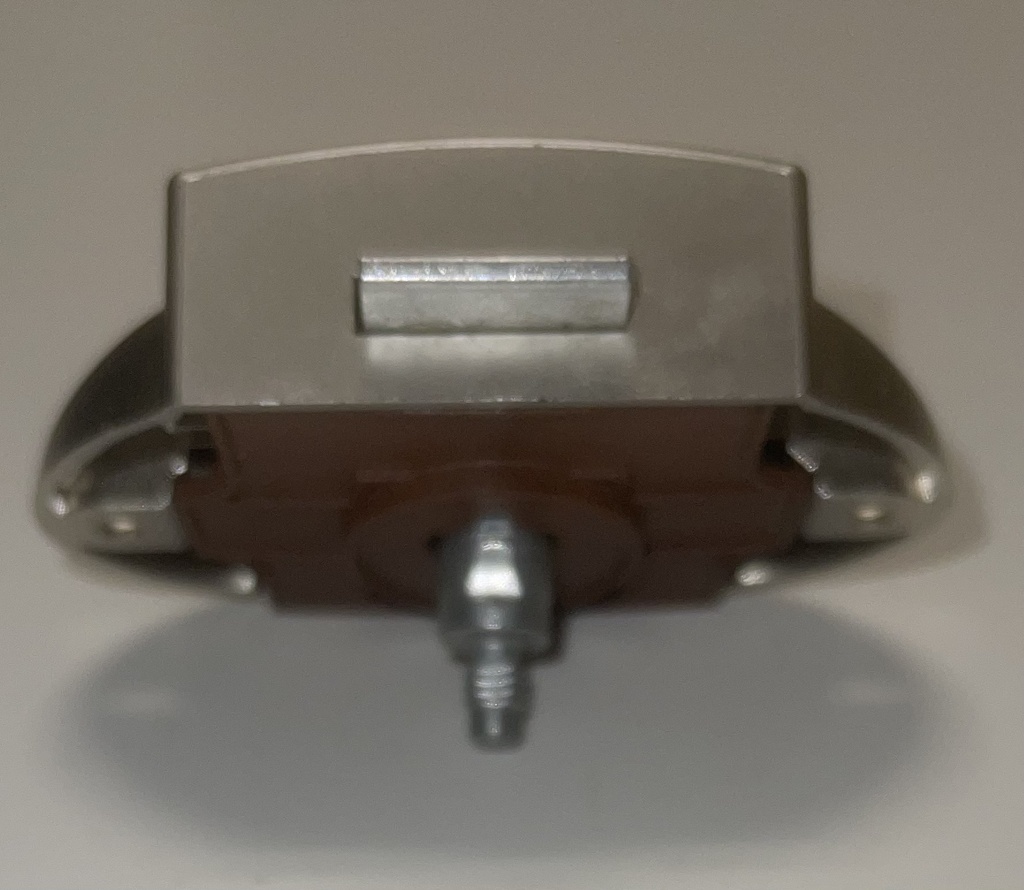 880 Quick release door, Door latch