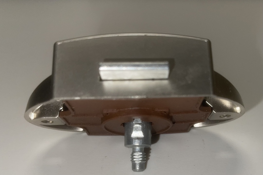 880 Quick release door, Door latch
